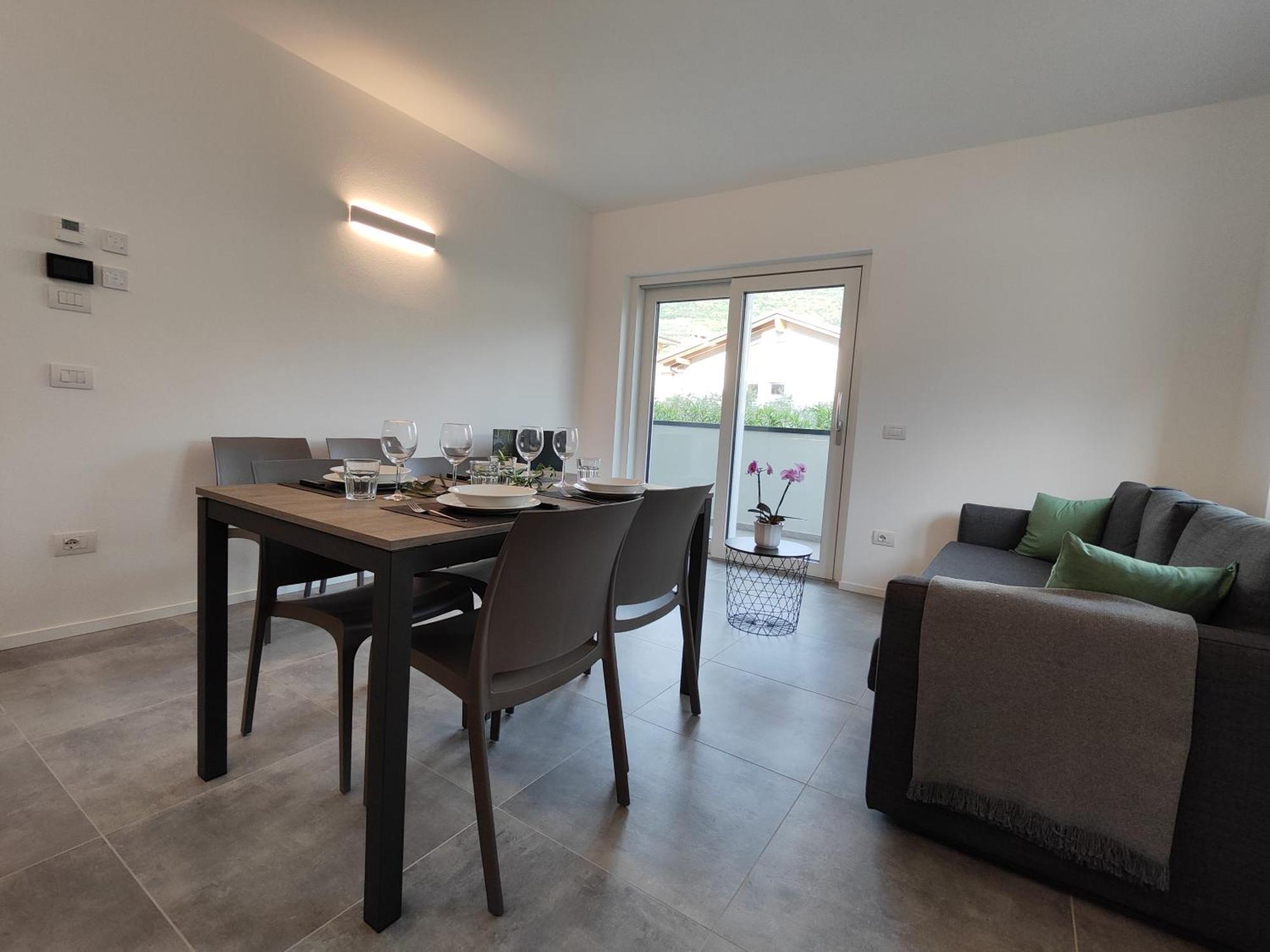 Apartamento Oasi Degli Ulivi Riva del Garda Exterior foto
