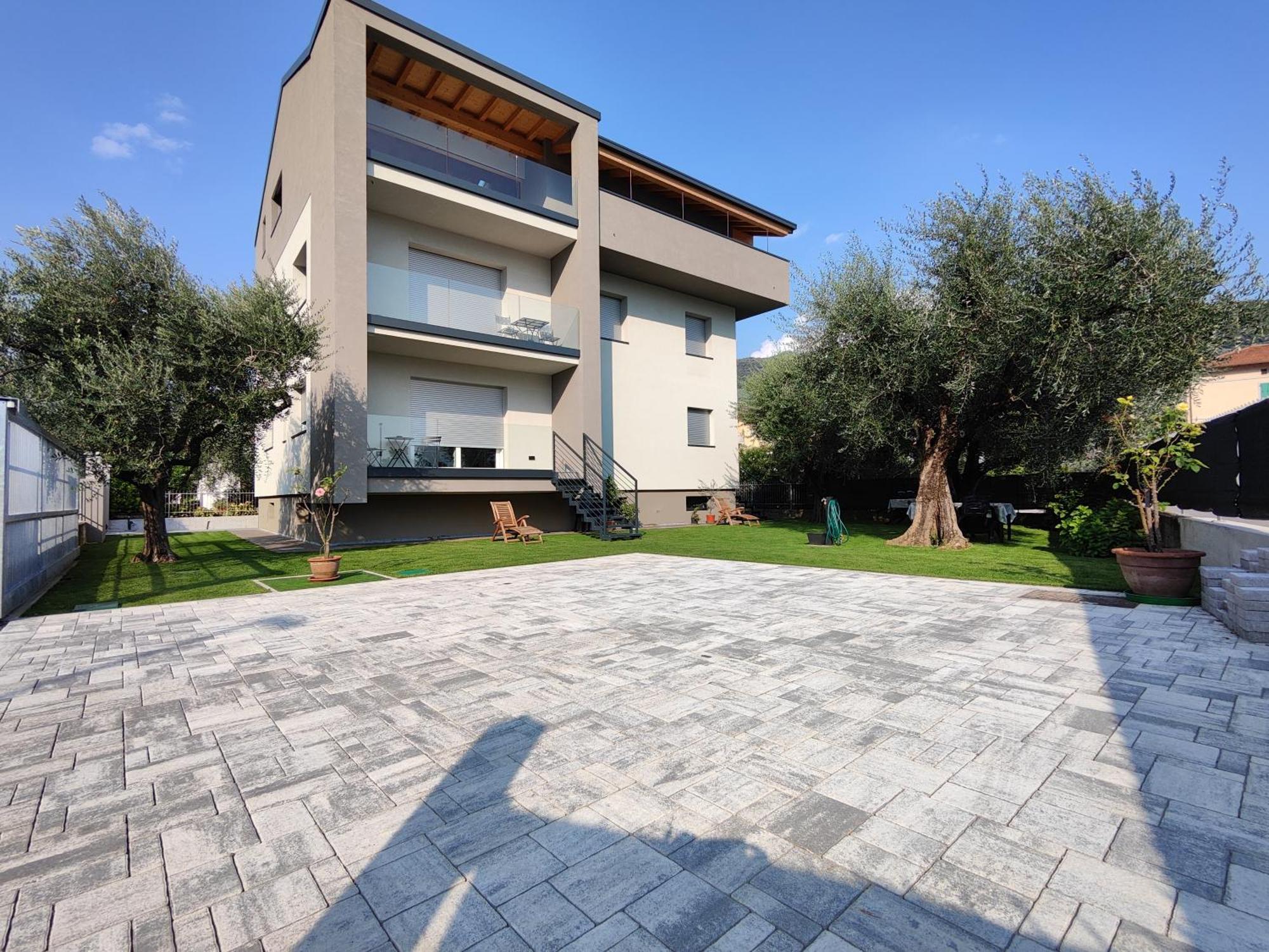 Apartamento Oasi Degli Ulivi Riva del Garda Exterior foto